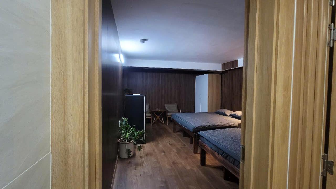 Ngo House Apartment Хошимин Екстериор снимка
